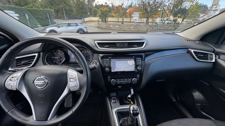 Nissan Qashqai Teckna premium