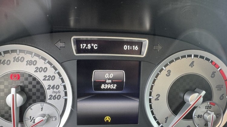 Mercedes-Benz Classe A 180 AMG LINE