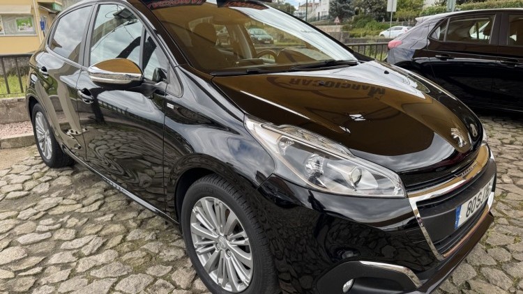 Peugeot 208 1.2 Sytle