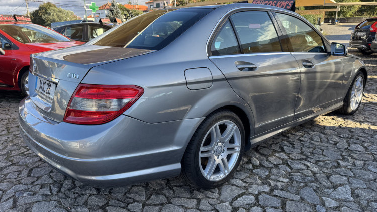 Mercedes-Benz Classe C 220 AMG
