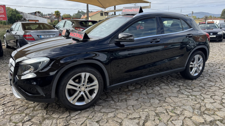 Mercedes-Benz Classe GLA 220